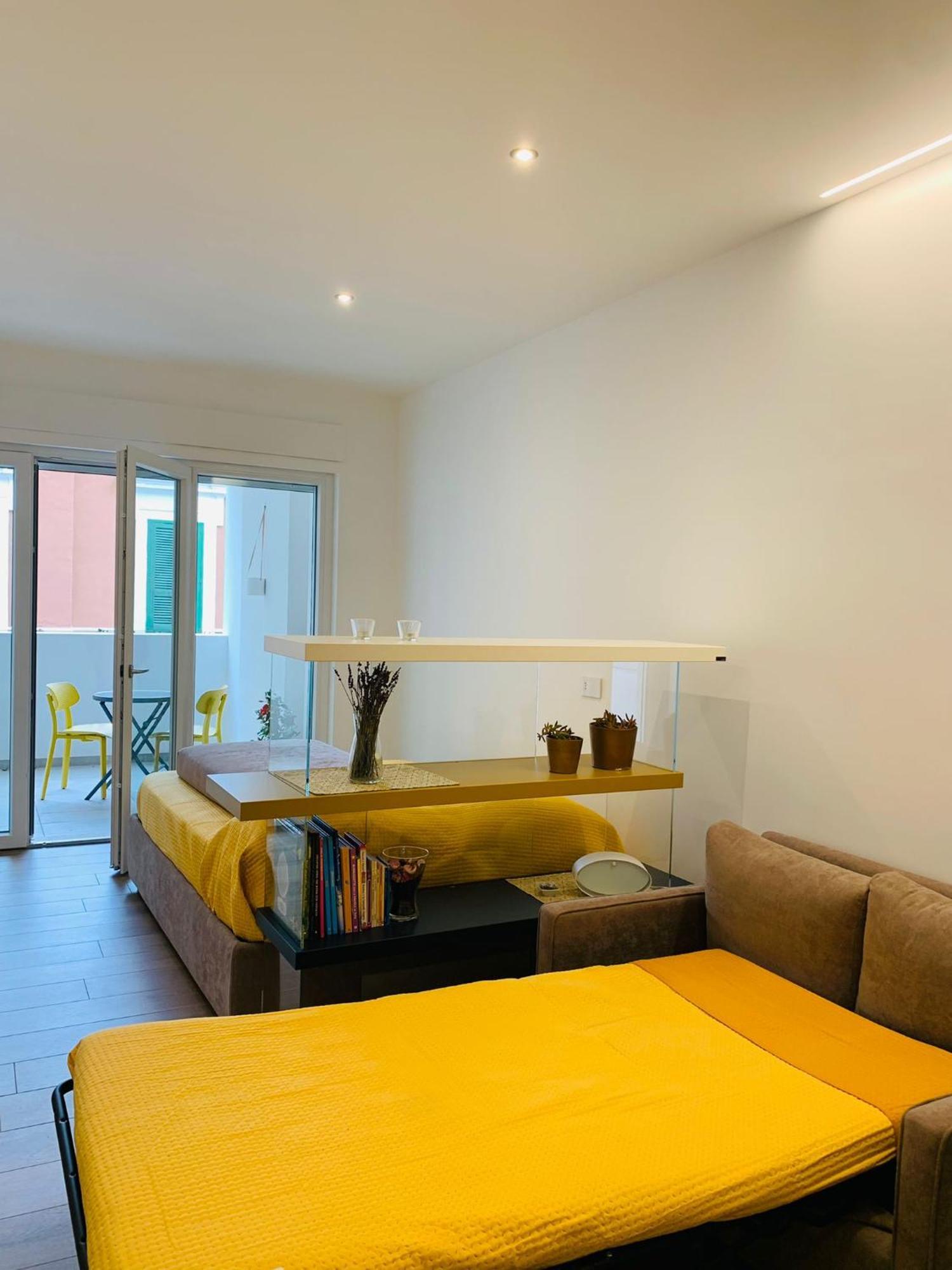 Domus13-With Private Parking Apartment Bari Bagian luar foto